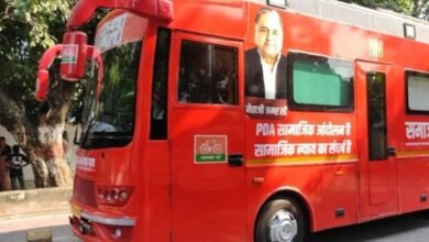 रायबरेली से अखिलेश की PDA यात्रा: बस पर ‘जो पीड़ित, वही PDA’, आंबेडकर की तस्वीर से सामाजिक न्याय का संदेश