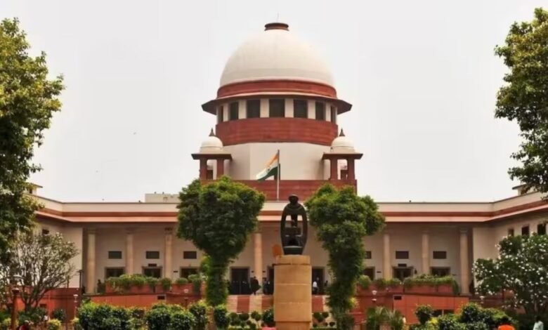 दिल्ली SIR पर सुप्रीम कोर्ट की सुनवाई, चुनाव आयोग को नोटिस; वोटर लिस्ट पर उठे सवाल