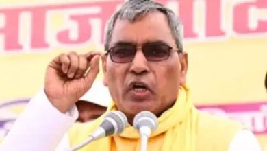 ओमप्रकाश राजभर अपने विभाग के अफसरों से नाराज, 15 दिन में दूसरी बार CM से शिकायत