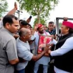 रायबरेली में अखिलेश यादव का बुलडोजर से स्वागत, PDA यात्रा के दौरान BJP पर साधा निशाना