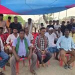 इनरवा बॉर्डर पर वाहनों की आवाजाही रोकने के विरोध में दूसरे दिन भी धरना