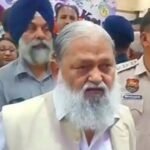 चुनाव आयोग के खिलाफ प्रदर्शन पर अनिल विज का हमला, बोले- सुप्रीम कोर्ट पर दबाव क्यों?