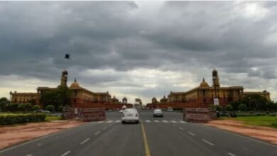 दिल्ली की हवा में सुधार, AQI 136; आज हल्के बादल, 2-3 डिग्री गिर सकता है तापमान