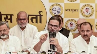 अनुज सिंह के नामांकन में पहुंचे अनंत सिंह, जन सुराज के समर्थन पर प्रशांत किशोर का बड़ा बयान