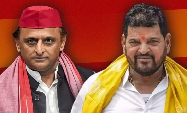 अखिलेश से पुराने रिश्तों पर बृजभूषण का बयान, यूपी चुनाव से पहले सियासी चर्चाएं तेज